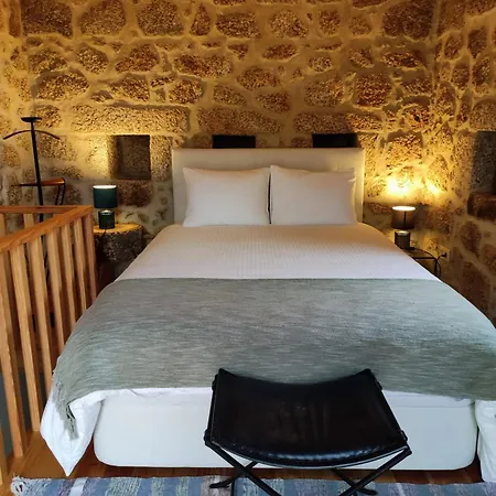 Quinta De Sao Pedro De Vir-A-Corca Em Monsanto Bed & Breakfast Exterior photo