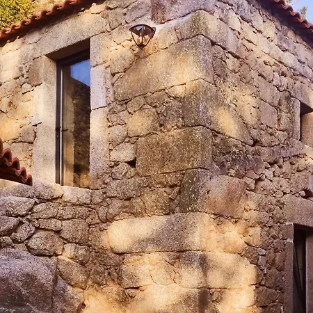 Quinta De Sao Pedro De Vir-A-Corca Em Monsanto Bed & Breakfast Exterior photo